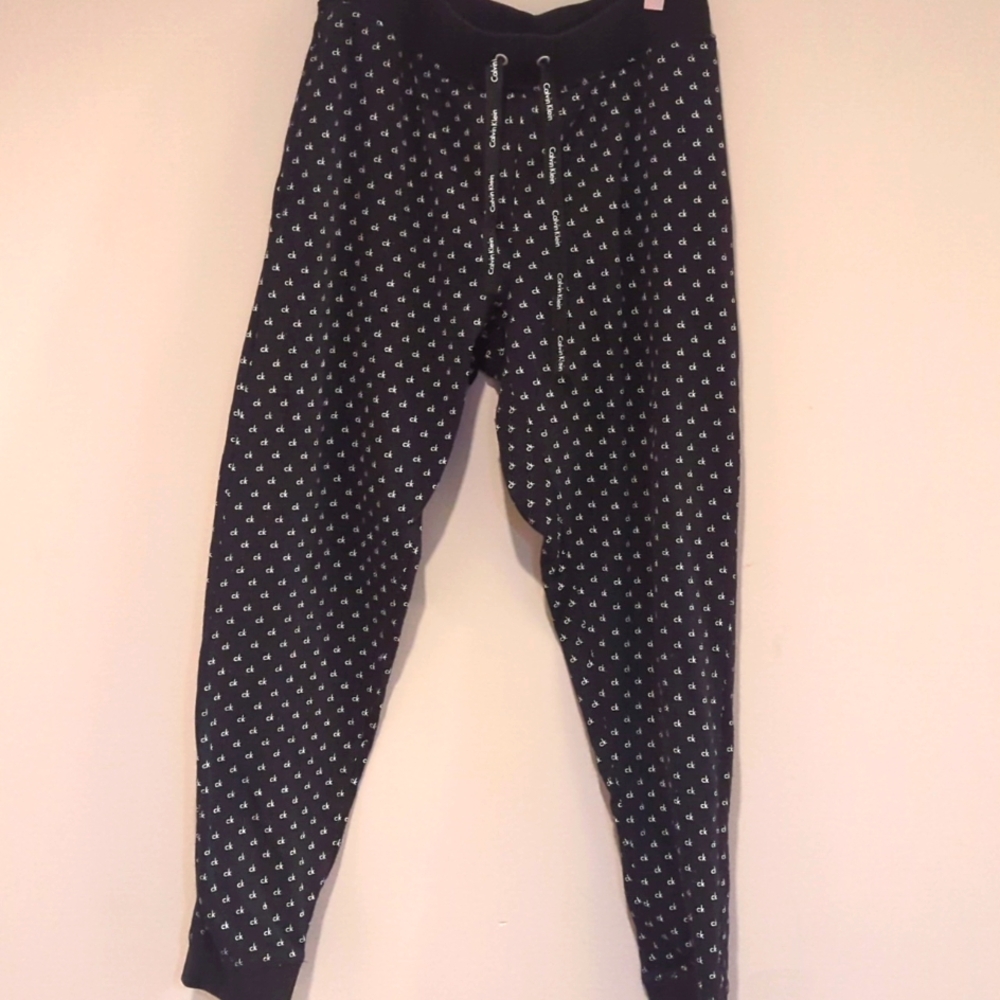 Brand new Calvin Klein print jogger size medium